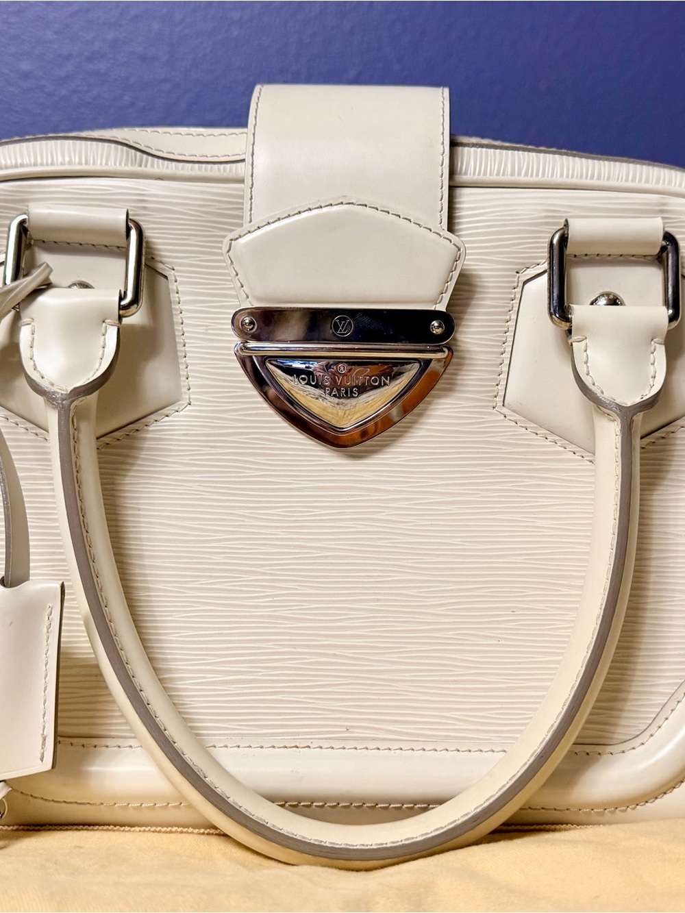 Louis Vuitton 2000 Vintage Epi Leather Montaigne GM Ivory Handbag